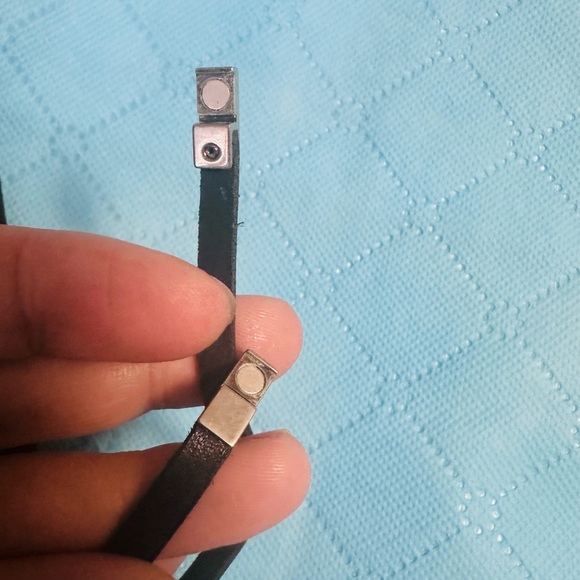 Saint Laurent ID Plaque Bracelet in Leather - Picture 3 of 6